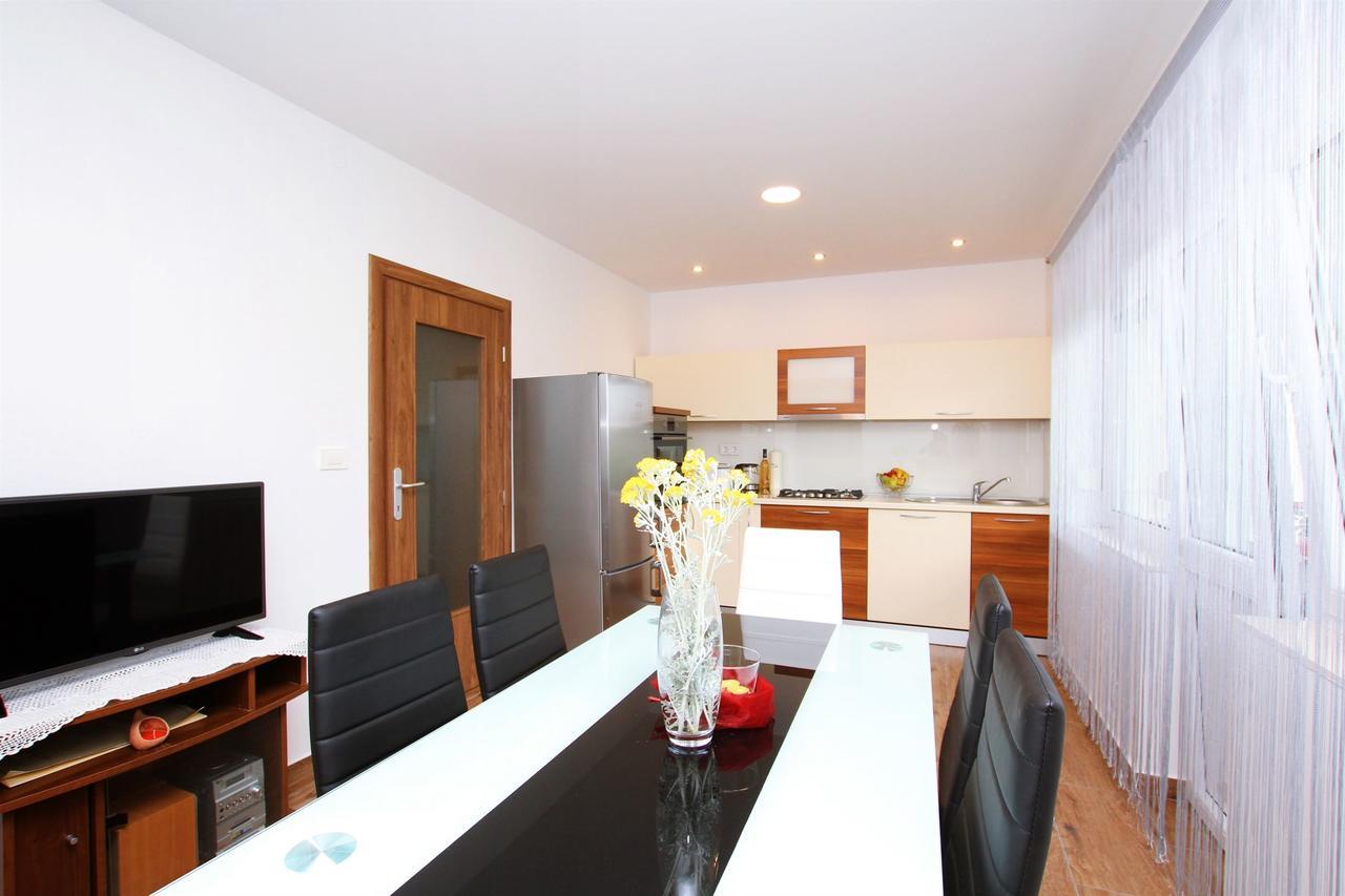 Apartment Anica Trogir Exteriör bild