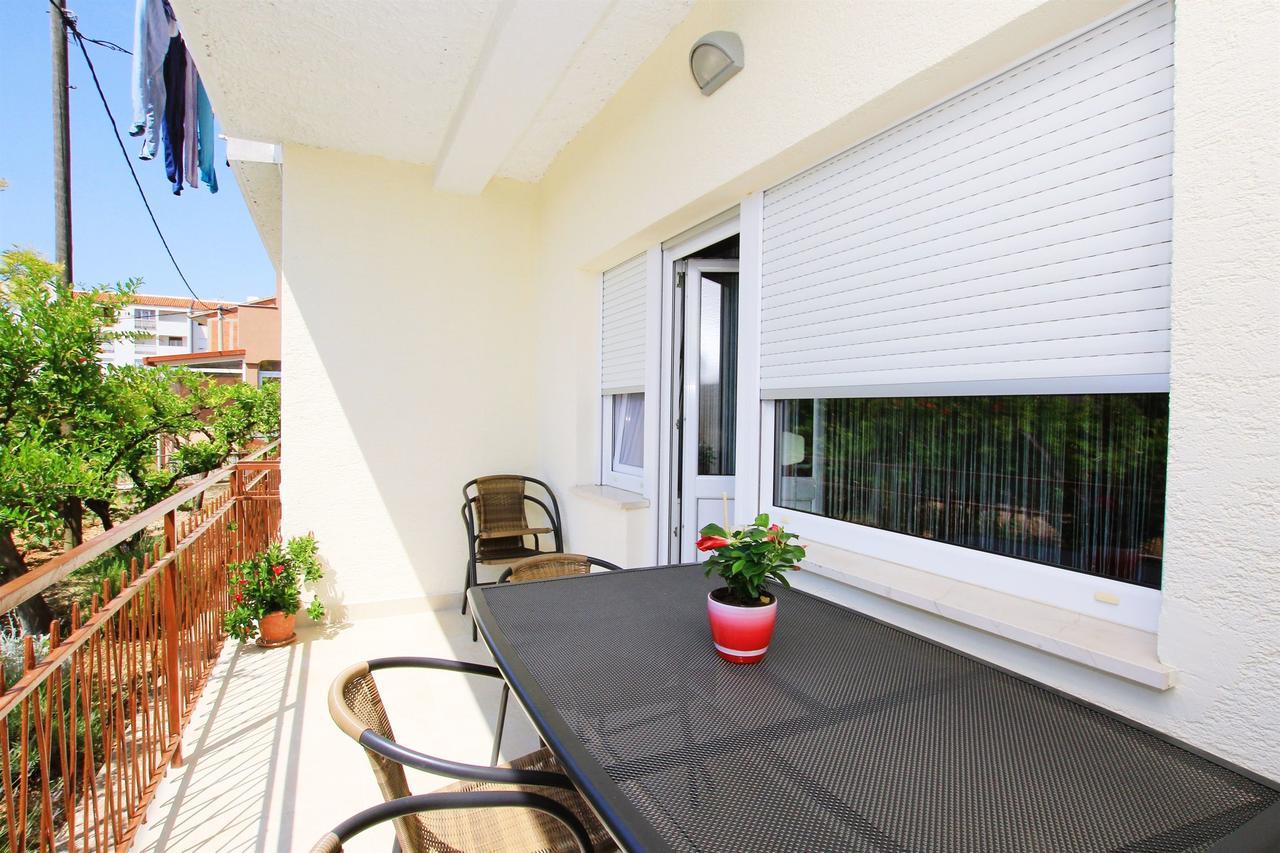 Apartment Anica Trogir Exteriör bild