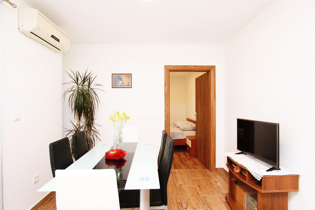 Apartment Anica Trogir Exteriör bild